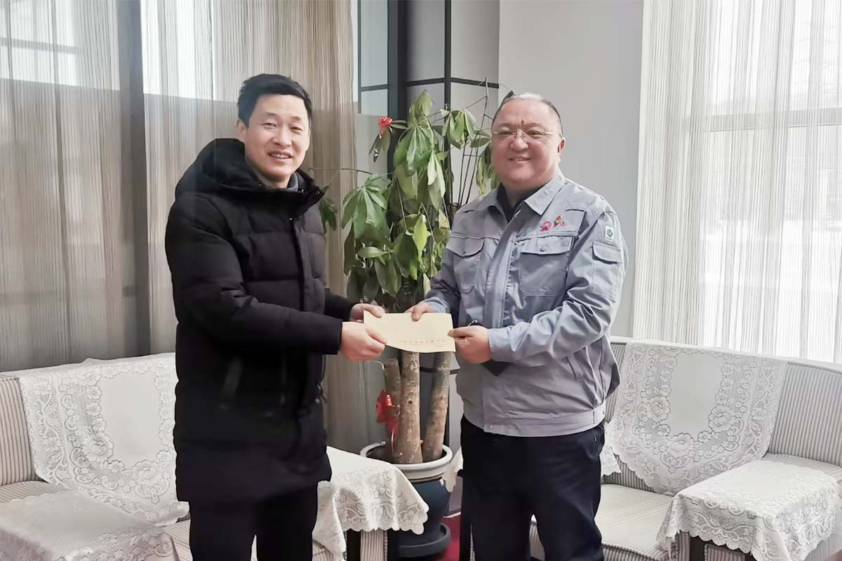 集团党委书记梁军接待辽阳市残联向导到008PG国际走访慰问